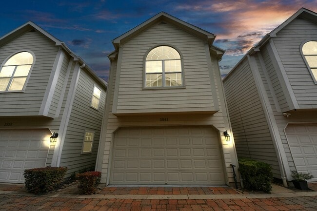 Photo - 2941 Clinton Dr