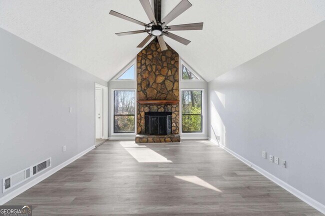 Photo - 4380 Cary Dr SW
