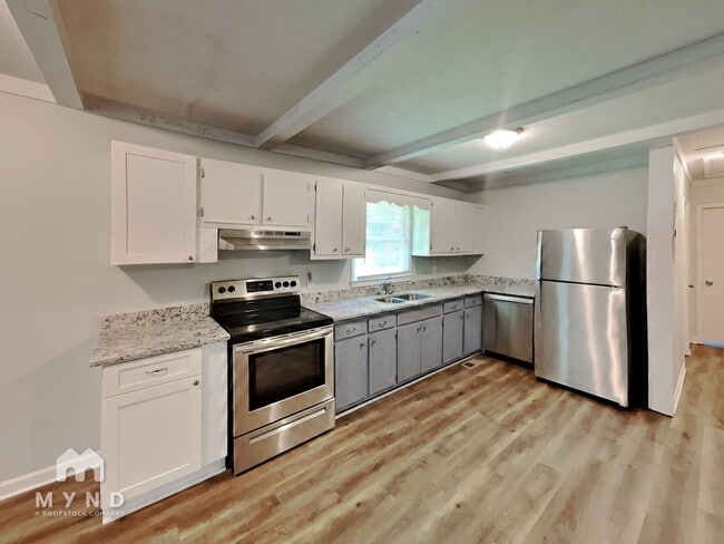 Photo - 865 W Hightower Trail