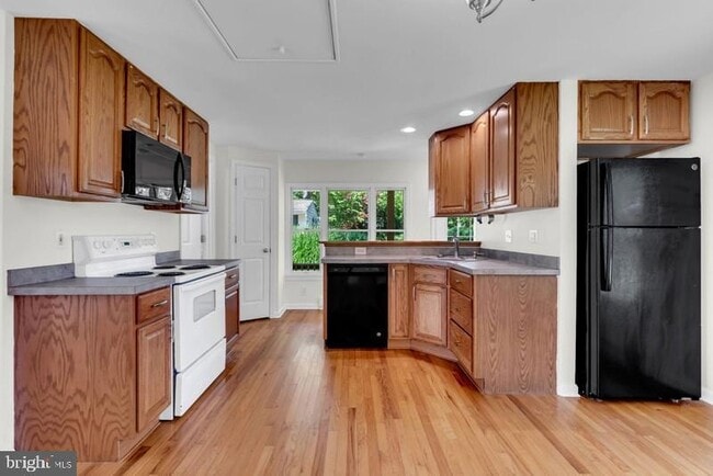 Photo - 107 Winchester Ave