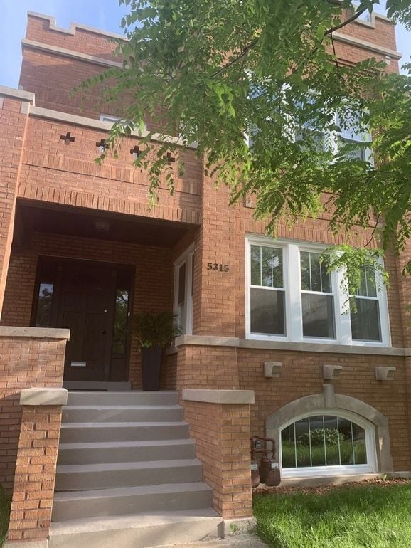 Photo - 5315 W Montrose Ave Unit 2