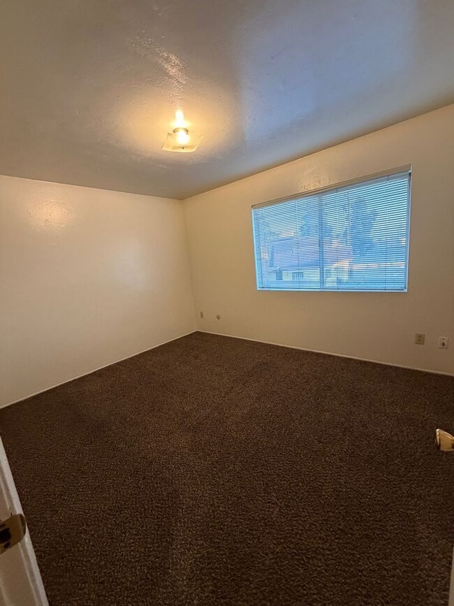 Photo - 1968 Stine Rd Unit 1968