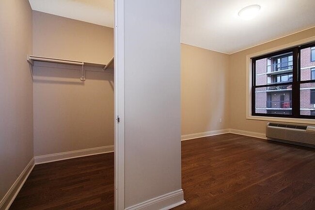 Photo - 100 Marshall St Unit # 403