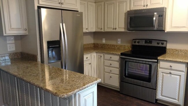 Photo - Beautifully Renovated Townhome at The Forest