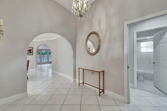 Photo - 7883 Villa Nova Dr N