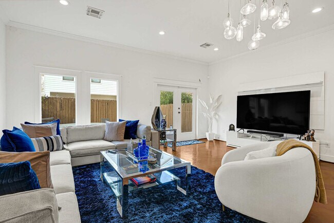 5522 Larkin St Unit SI FL2-ID1056420P