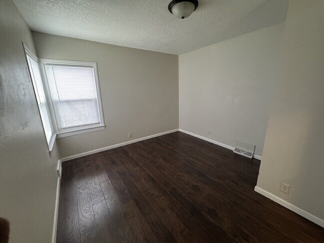 Photo - 714 Ovid Ave