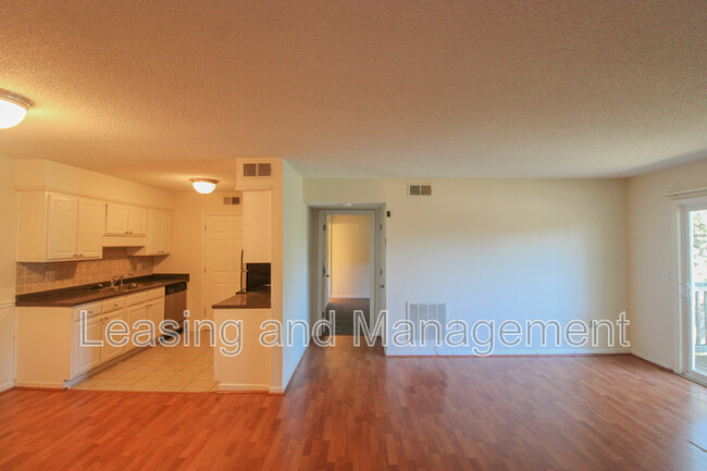 Photo - 1402 Camp Rd Condominio Unidad 15G