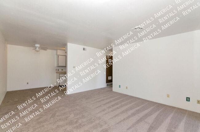 6332 N Barcelona Ln