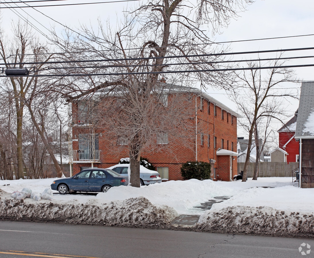 Photo - 5841 Transit Rd