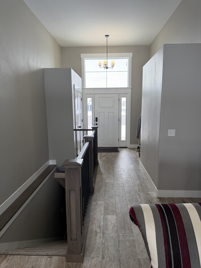 Photo - 240 N 4239 E