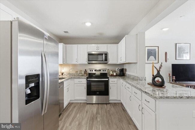 Photo - 3053 Heathcote Rd