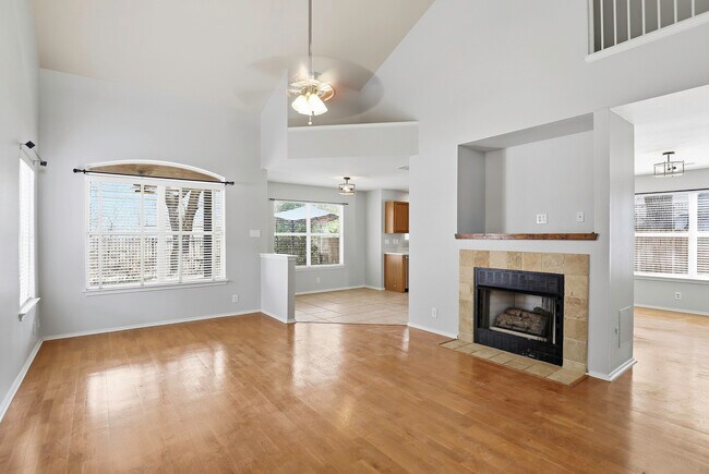 Photo - 3324 Tumblewood Trail