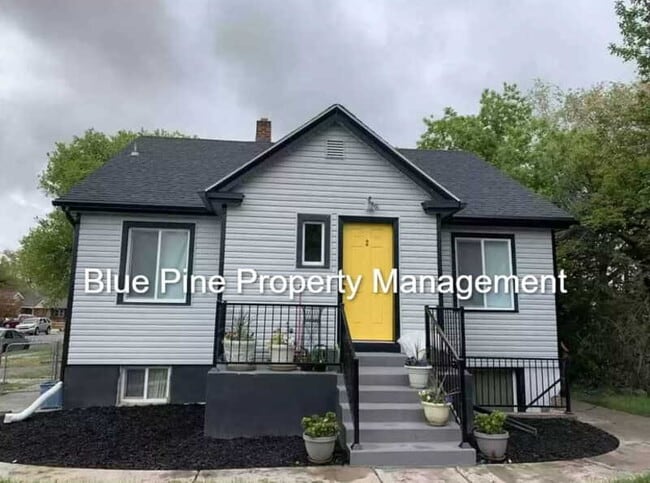 Building Photo - 306 Lawton St Unit 1