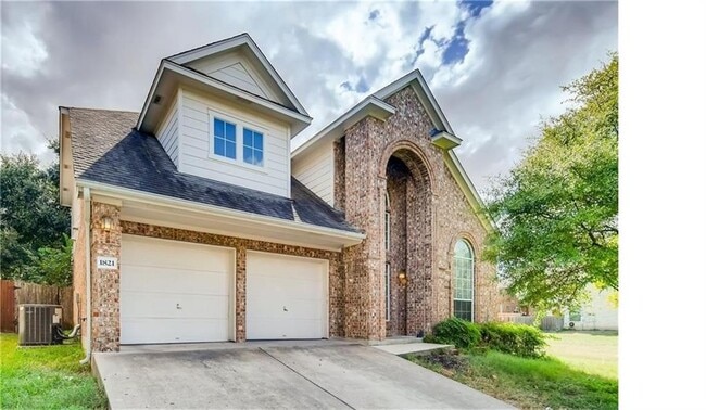 Photo - 1821 Briarton Ln N