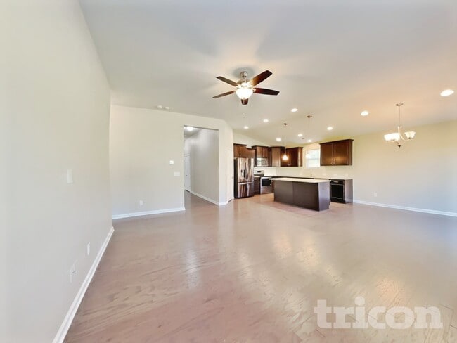 Photo - 64 Crew Clb Ct