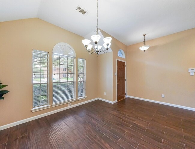 Photo - 5219 Bay Pines Dr