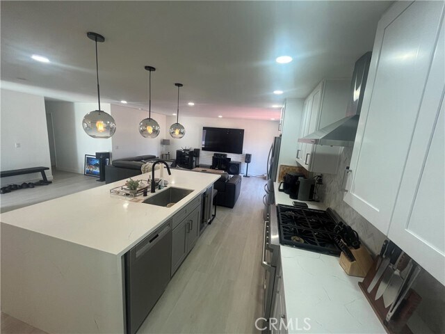 9441 El Blanco Ave