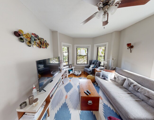 Photo - 900 Massachusetts Ave