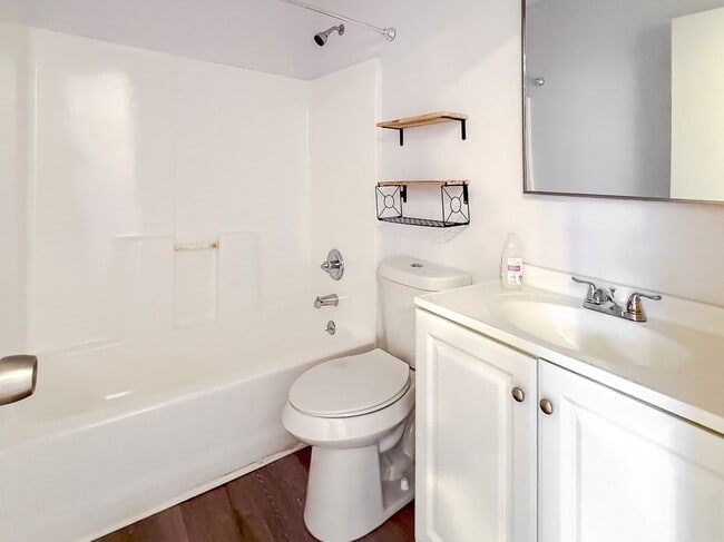 Photo - 515 Lynch Ave NW Unidad 515 Lynch Ave Triplex