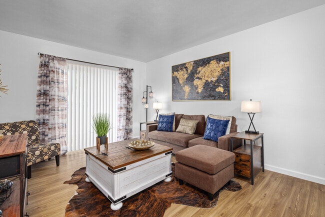 Photo - Jenn Station Apartments