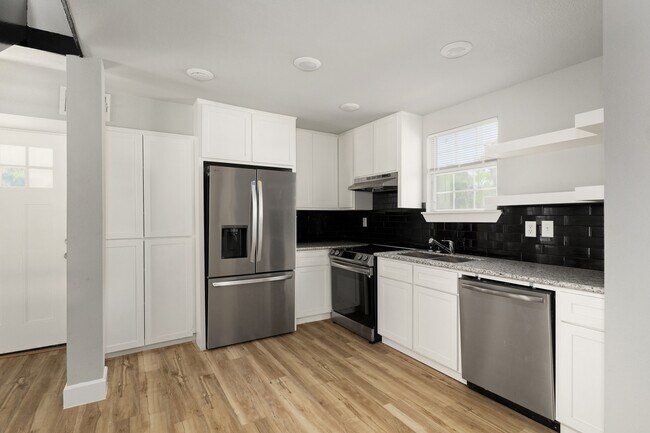 Photo - 314 Short St