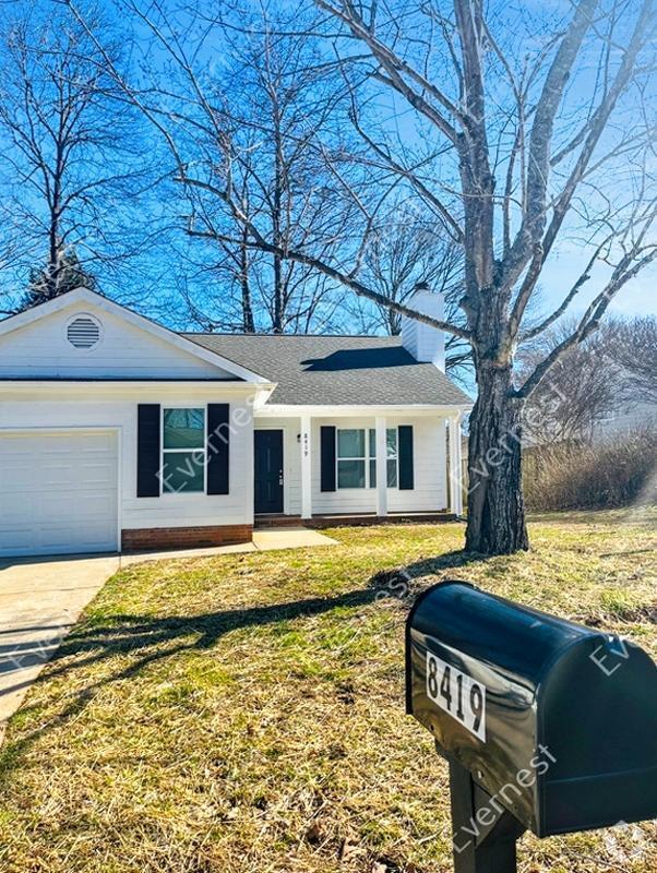 Building Photo - 8419 Milton Morris Dr Rental