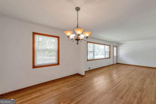Photo - 2188 Pawnee Dr SE