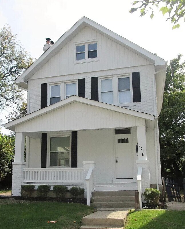 Photo - 131 Clinton St