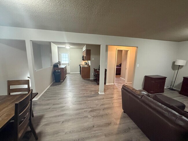 212 Wheaton Ct