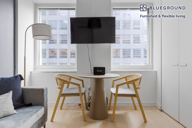 Photo - 70 W 45th St Unit SI FL28-ID1127