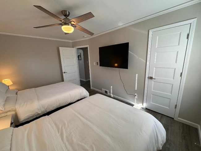 Photo - 1607 Catalpa Dr Unidad 1607 Catalpa