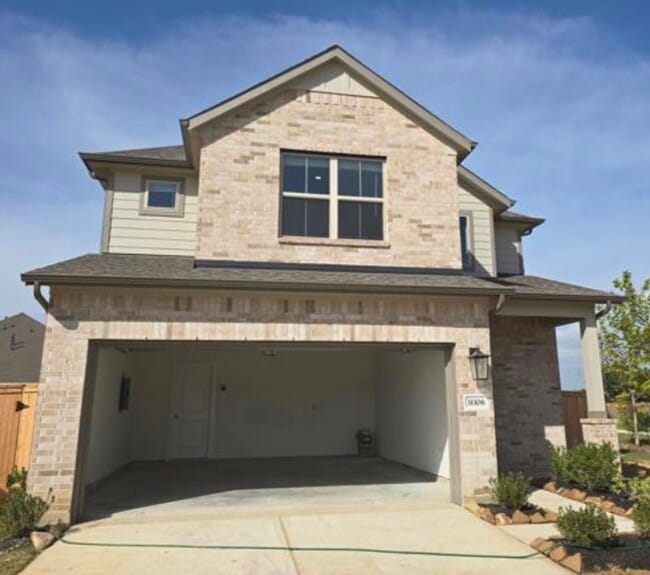 Building Photo - 31106 Aumbrey Ivy Ct