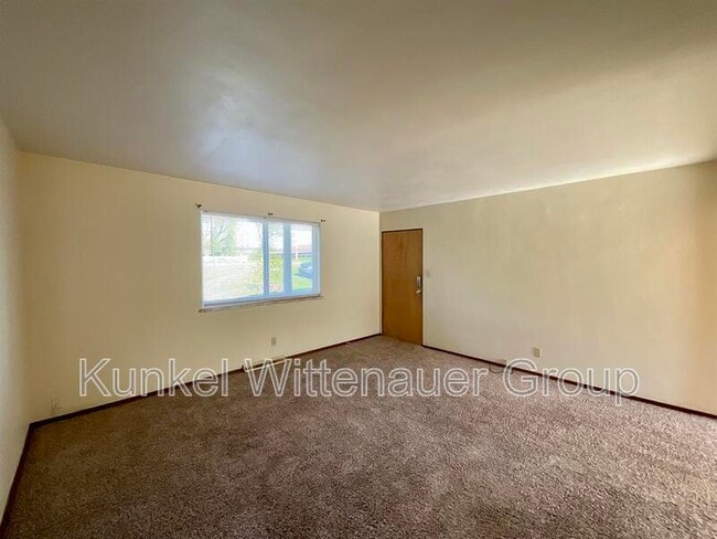 Photo - 3114 N Illinois St