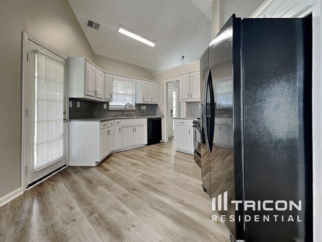 Photo - 150 Mills Landing