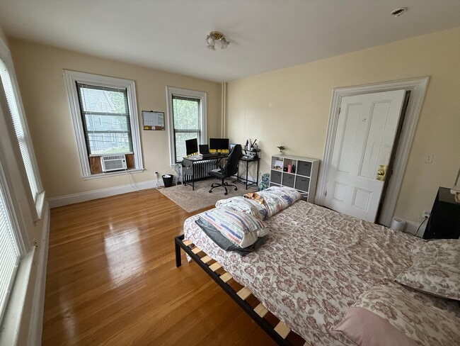 *Pictures are representative samples of the advertised unit. In some cases, the actual units you tou - 67 Allston St Unit 2