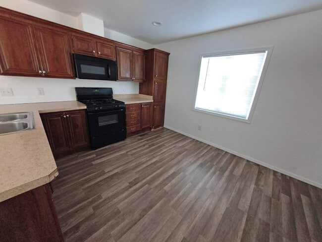 Photo - 356 Petrol Rd