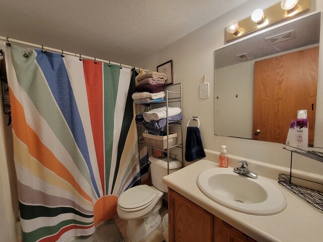 Photo - 2010 Washington St