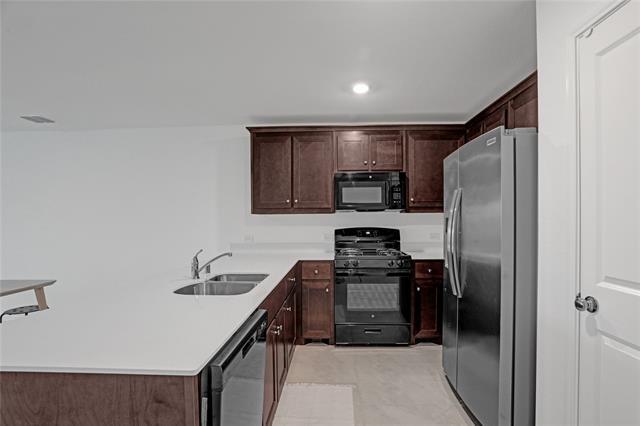 Photo - 14048 Earlham St