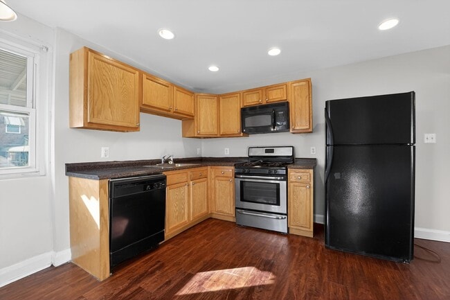 Photo - 3544 4th St