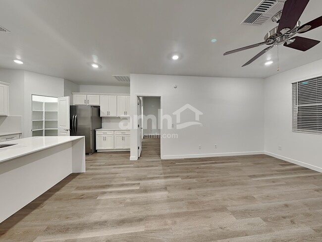 Photo - 14155 N Luckett Rd