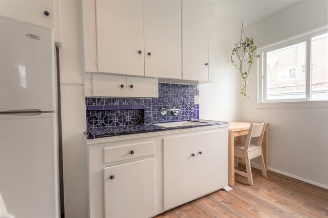 Photo - 18 Breeze Ave Unit 4