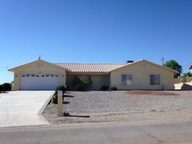Building Photo - 3 Bedroom - 2 Bath Home