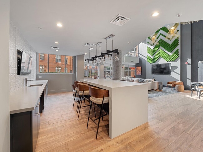 Mosaic at Largo Station apartments — community photo