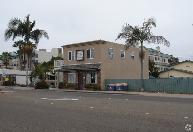 235 Palm Ave  
