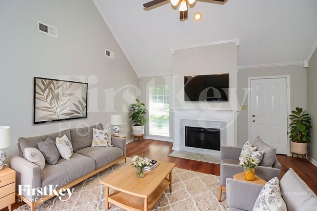 Photo - 5659 Blackburg Dr