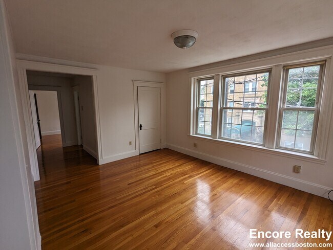 Photo - 120 Summer St Unit 4