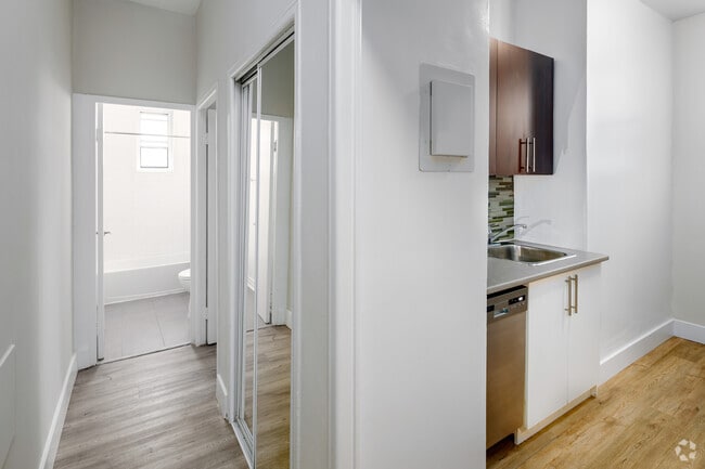 1 Bdrm