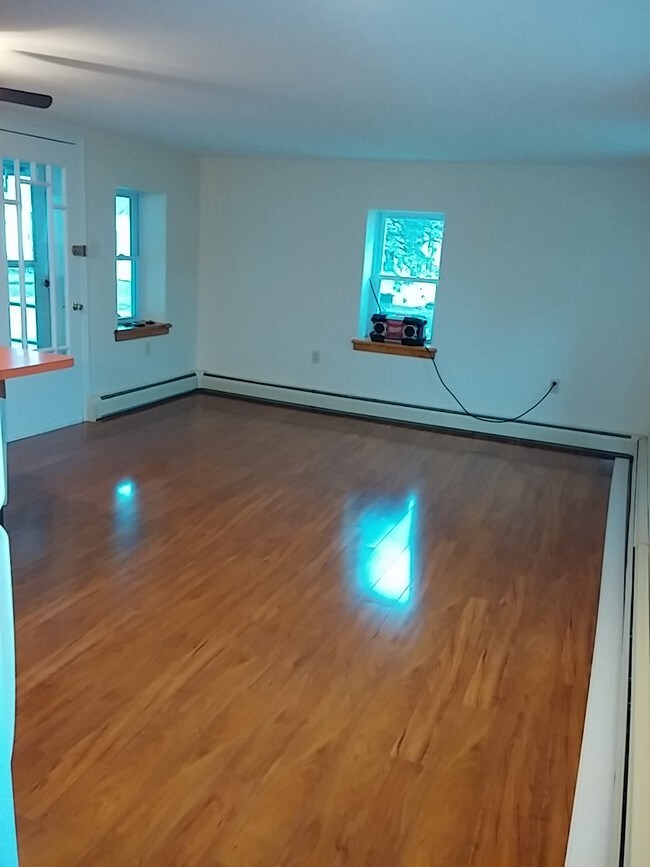 Photo - 140 S Poplar St Unit 140