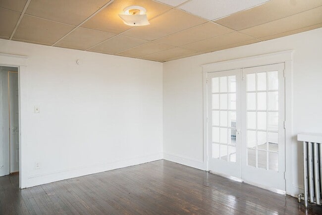 702 St John St Unit 3